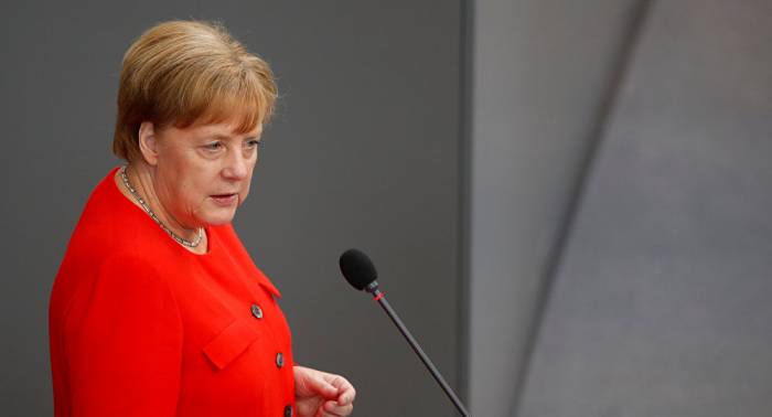 Política alemana llama a Merkel a reaccionar ante medidas migratorias unilaterales