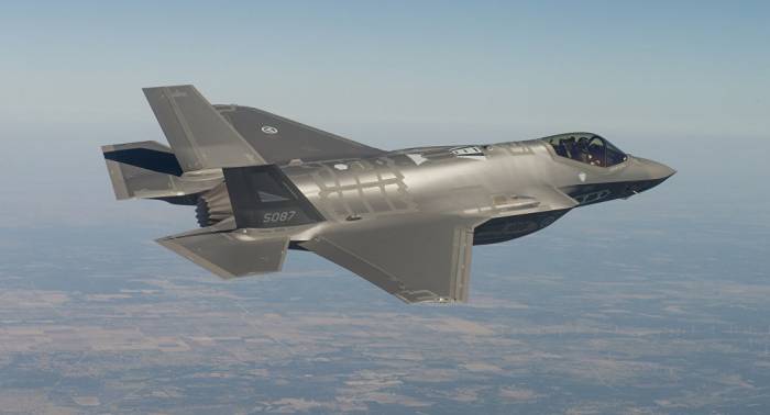 Norway building maintenance center for F-35s 