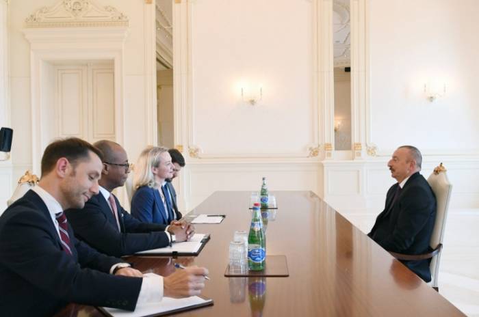 President Ilham Aliyev receives senior bureau official of US Department of State