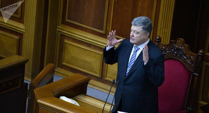 Poroshenko traza como tarea prioritaria el control de Crimea y Donbás