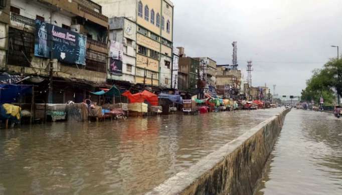 Rain emergency declared in Karachi as downpour reported in some areas