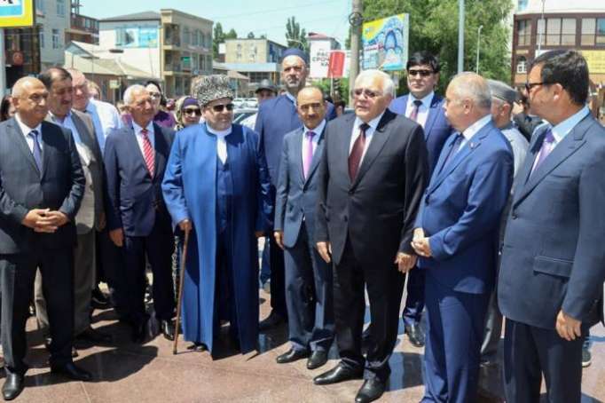 Makhachkala: Aserbaidschanische Delegation nimmt an Feierlichkeit zum 100-jährigen Jubiläum von Magomedsalam Umakhanov teil