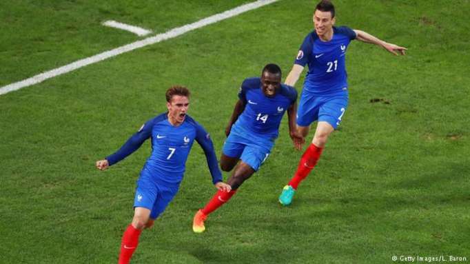 Coupe du monde 2018 : la France qualifiée pour les huitièmes de finale