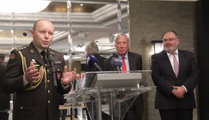 El Día de las Fuerzas Armadas de Azerbaiyán se celebra en Londres