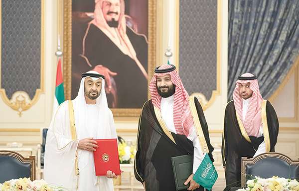 مغردون: الإمارات والسعودية يدشنان مرحلة جديدة لتقدم وازدهار الأمة
