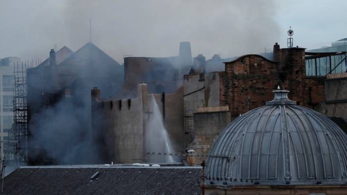 Großbrand zerstört berühmte Kunsthochschule in Glasgow