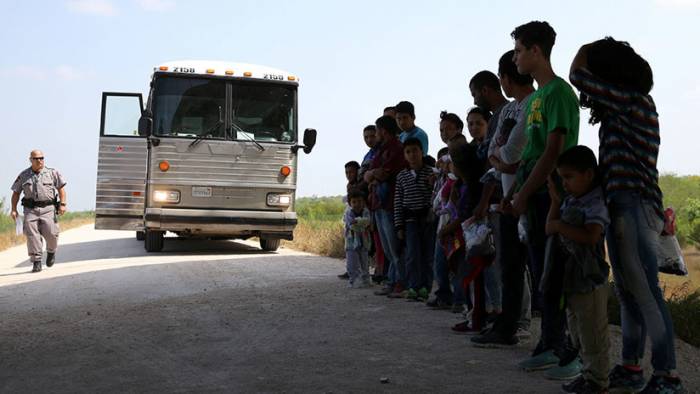 El Pentágono está preparando campos migratorios temporales en bases militares de EE.UU.