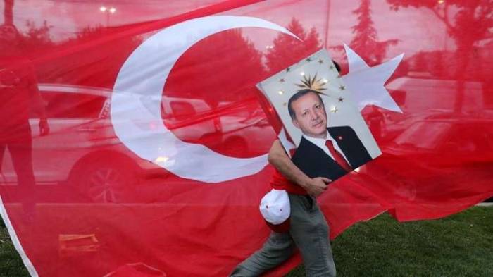 هكذا احتفل القطريون بفوز أردوغان!