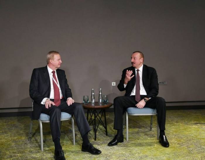 President Ilham Aliyev meets BP CEO