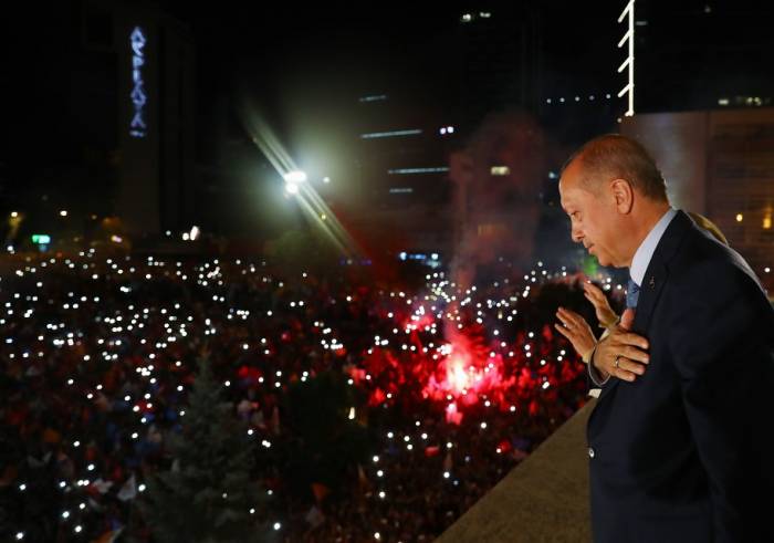 التهاني تتوالى بفوز أردوغان بالانتخابات الرئاسية