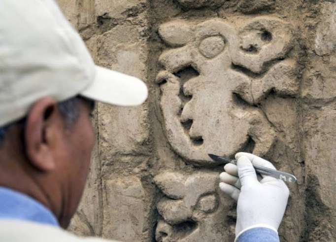 Des peintures millénaires découvertes au Pérou