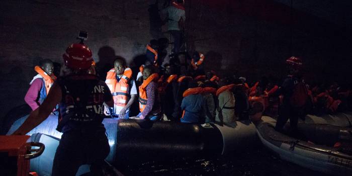 Méditerranée : 108 migrants autorisés à accoster en Sicile, incertitude pour 234 autres
