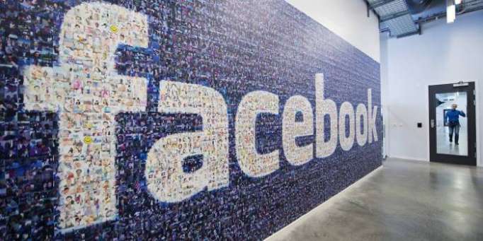 Pages et pubs : nouvelles mesures de Facebook pour plus de "transparence"