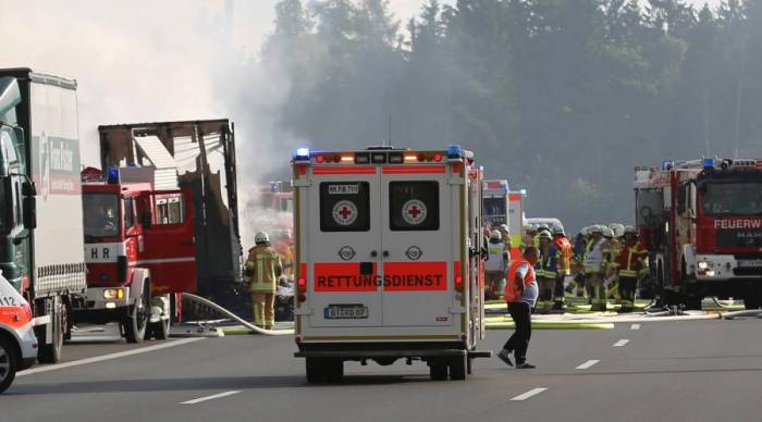 Un mort et 30 blessés dans un accident de car en Allemagne