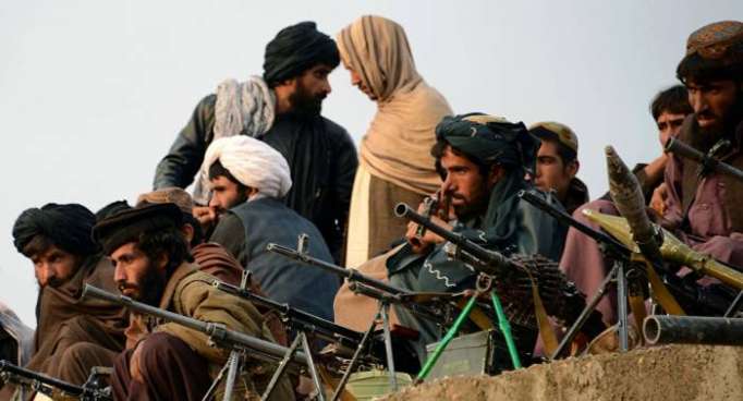 Los talibanes declaran una tregua de tres días en Afganistán