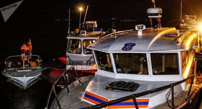 Asciende el número de muertos por choque de catamarán y carguero en Volgogrado