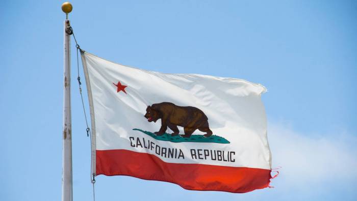 ¿Quiere dividir California en tres Estados?