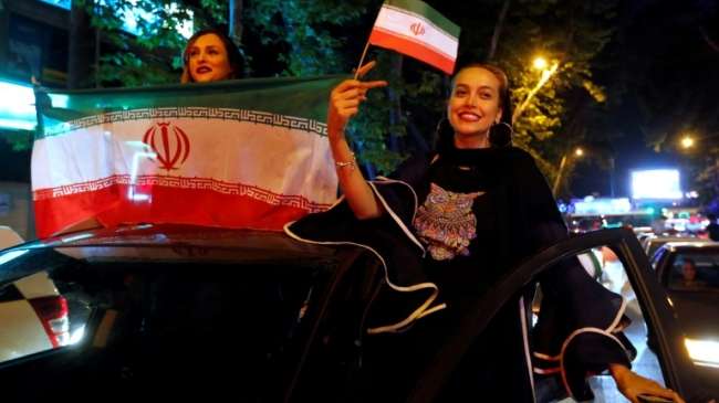 Iran-Espagne diffusé pour tous dans un stade de Téhéran, une première