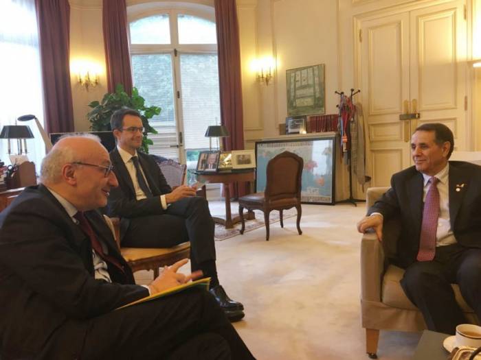 رئيس الوزراء يناقش نزاع كاراباخ مع مستشار ماكرون
