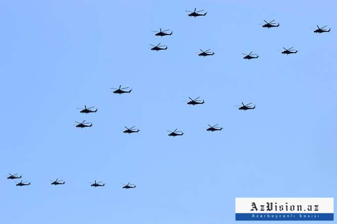 "Nuestros helicópteros son capaces de destruir al enemigo sin entrar en la zona de defensa aérea"-Zakir Hasanov