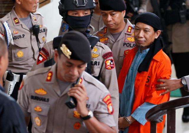 Indonesia court sentences Islamic State-linked cleric to death
 