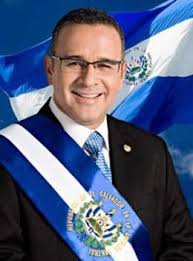 Giran orden de captura contra el expresidente de El Salvador por peculado y lavado de dinero