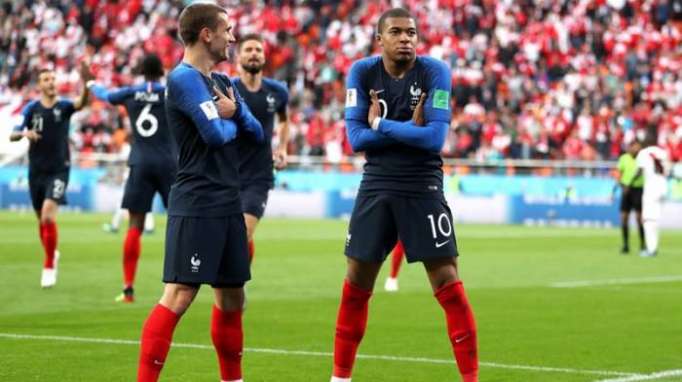 Francia acabó con el sueño mundialista de Perú gracias a Mbappé