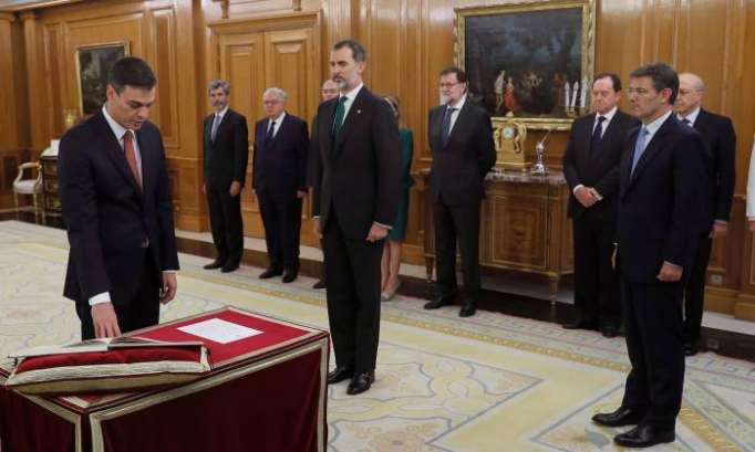 Pedro Sánchez sworn in as Spain’s prime minister after no-confidence vote