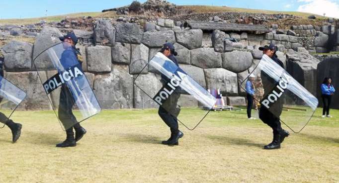 Cuatro agentes mueren en una emboscada terrorista en el suroeste del Perú