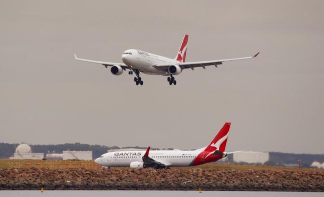 Jetmakers race to meet Sydney-London non-stop challenge
 