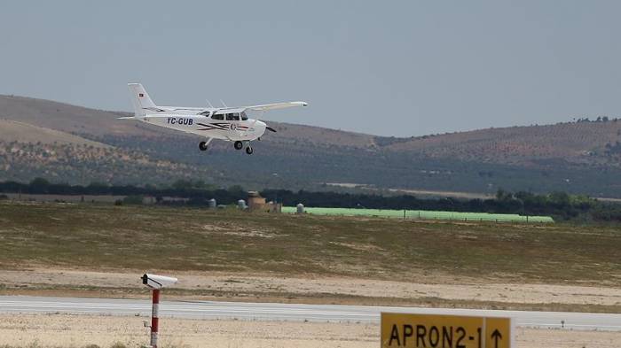 Training plane crashes in SE Turkey, pilot killed