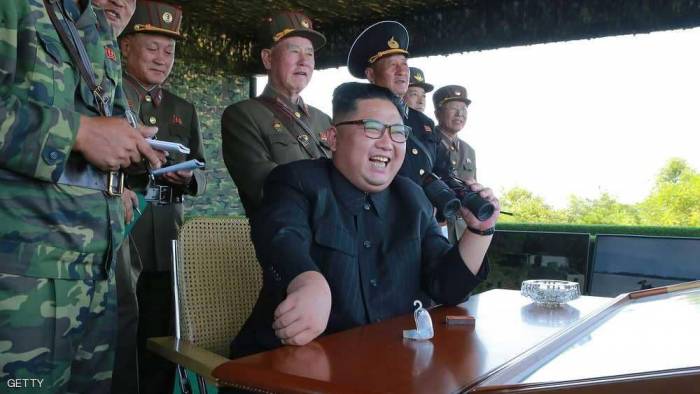 زعيم كوريا الشمالية يعدم ضابطا بارزا بتهمة "غريبة"
