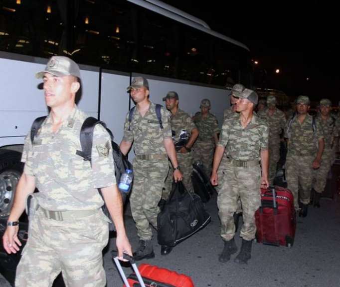 Turkish servicemen arrive in Azerbaijan to participate in festive events