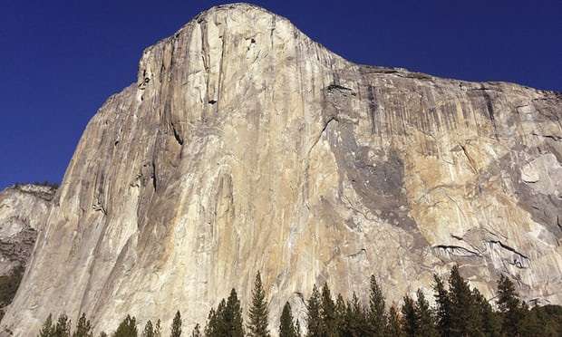 El Capitan: two climbers die in fall from Yosemite rock face