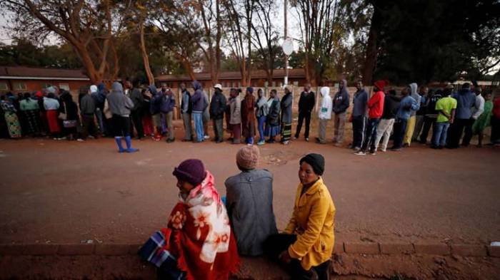 أول انتخابات رئاسية في زيمبابوي بعد استقالة موغابي