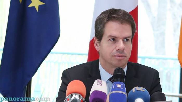 France supports peaceful resolution of Nagorno-Karabakh conflict