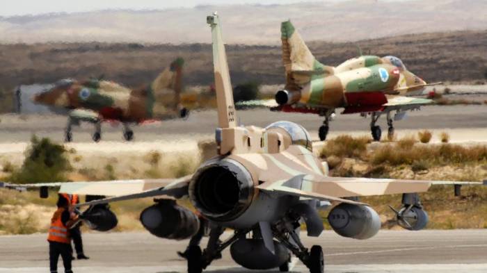 Israelische Luftwaffe bombardiert Assad-Truppen in Nordsyrien