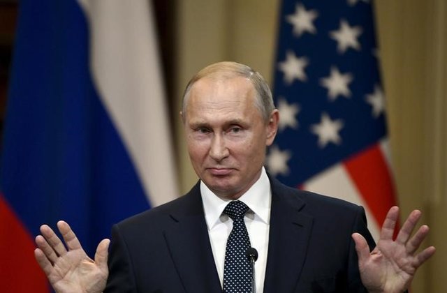 Russia prepared to extend nuclear treaty, Putin says