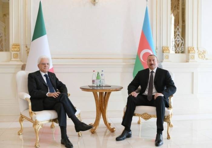Treffen der aserbaidschanischen und italienischen Präsidenten unter vier Augen