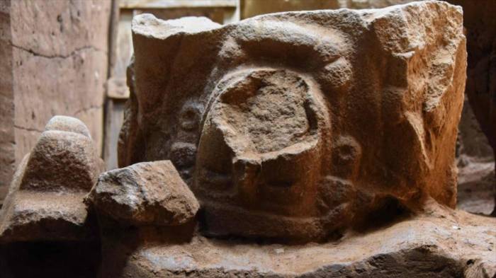 Hallan monumentos olmecas de 2500 años de antigüedad en Guatemala