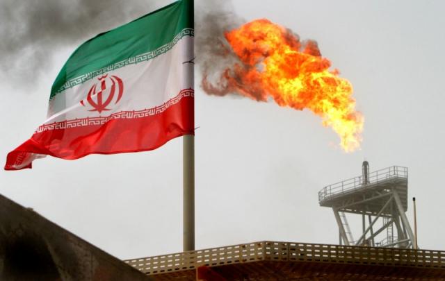 Iran says will respond in kind if U.S. tries to block oil exports