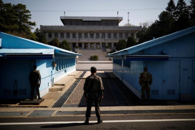 South Korean defense ministry to reduce guard posts along North Korean border: Yonhap