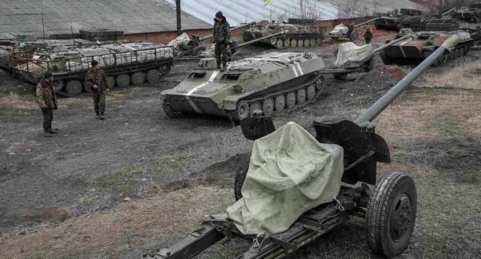 القوات الأوكرانية تعلن عن 21 عملية إطلاق نار على مواقعها في دونباس