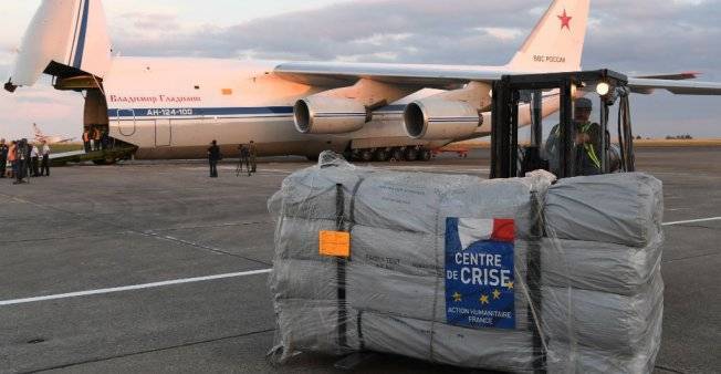 فرنسا ترسل 50 طنا من المساعدات الإنسانية إلى سوريا بعد اتفاق مع روسيا