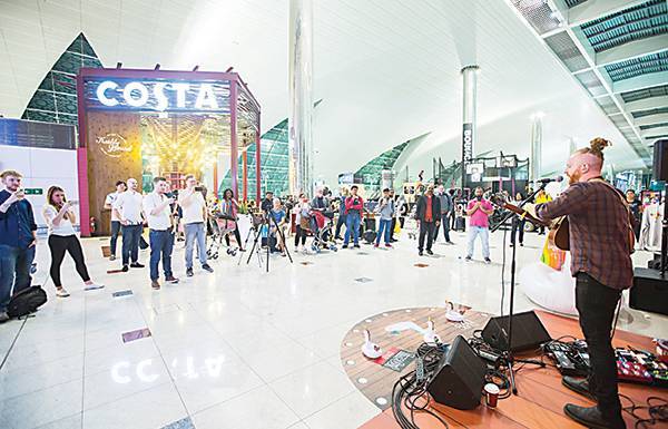 مطار دبي الأفضل عالمياً في التسوق