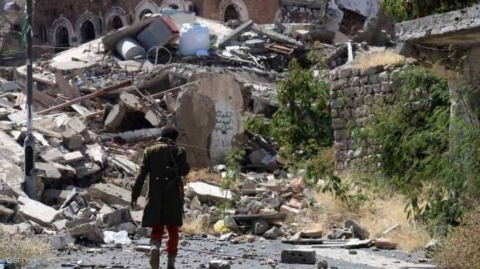 قصف حوثي يستهدف المدنيين بالتحيتا.. والضحايا نساء وأطفال