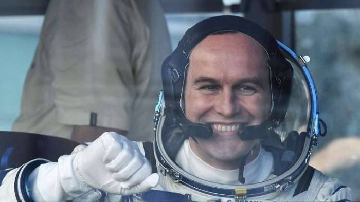 رائد الفضاء سيرغي ريازانسكي: قيادة الطاقم عِلم مستقل