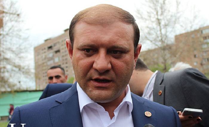 Arménie: le maire d
