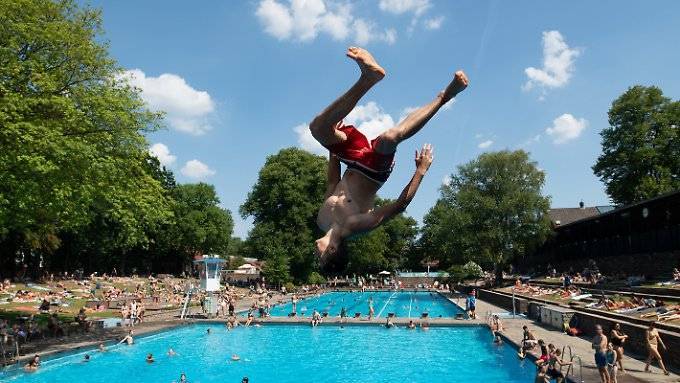 Deutschland hat viel weniger Schwimmbäder