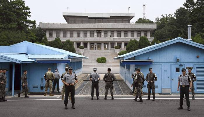 S.Korean defense ministry to reduce guard posts along N.Korean border